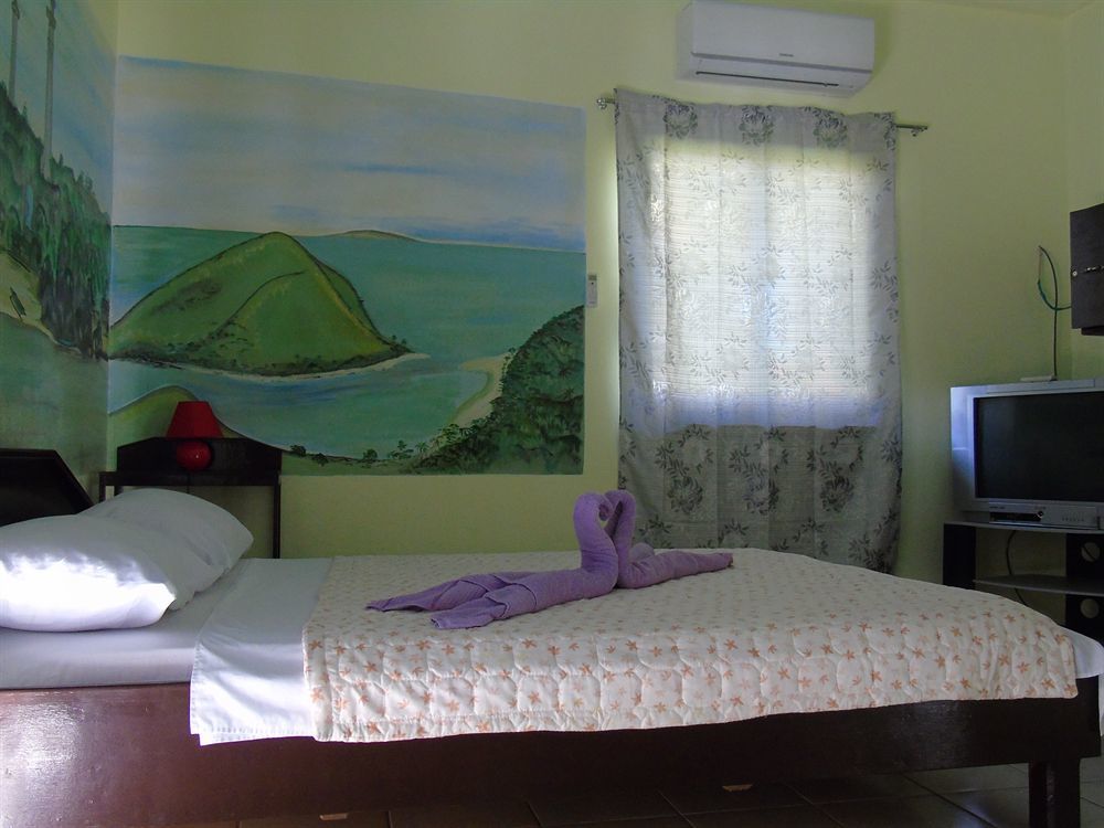 Phaidon Beach Resort Pandan Exterior photo